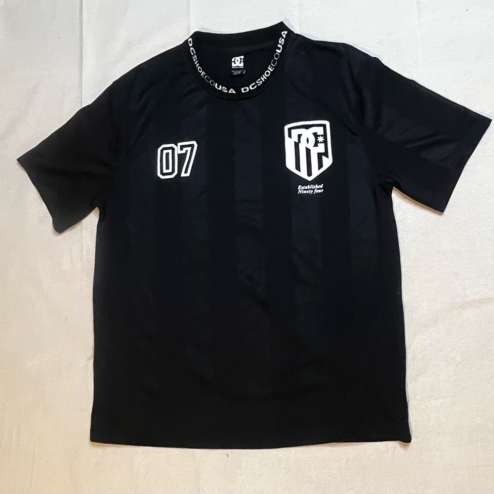 DC shoes soccer jersey
